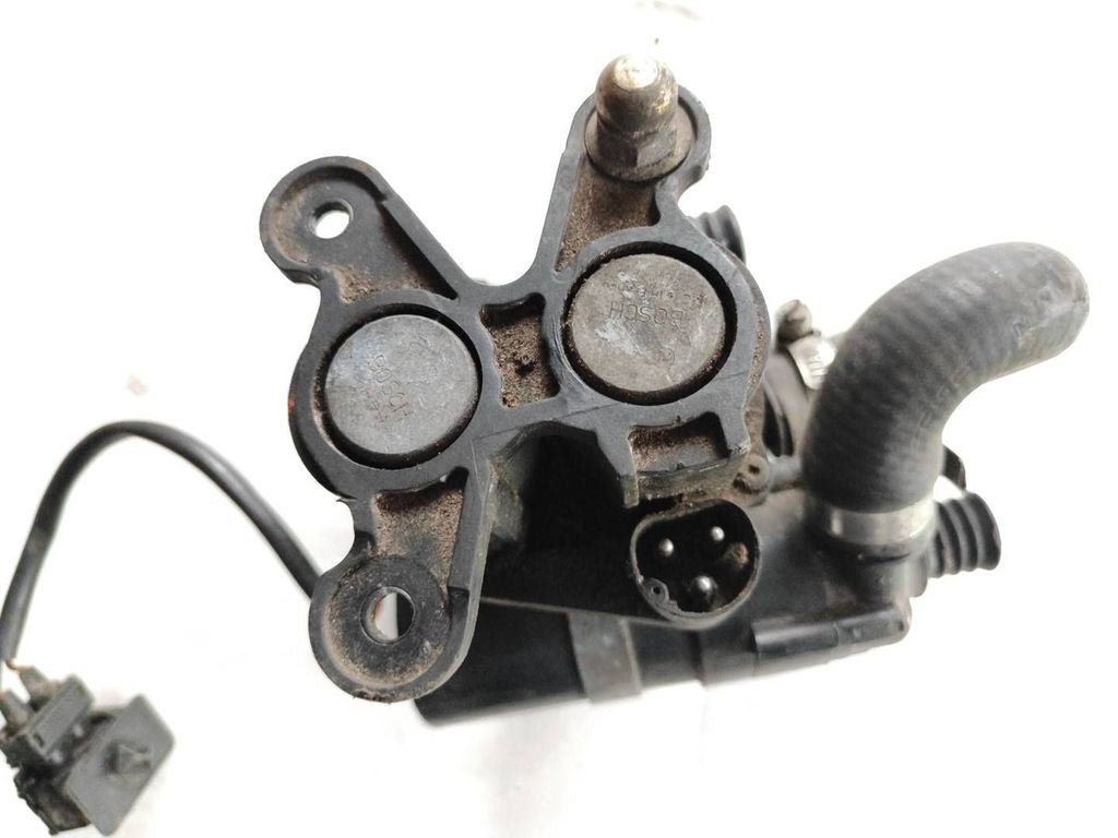 BMW 5 E34 1993 Water heater control valve 8391417