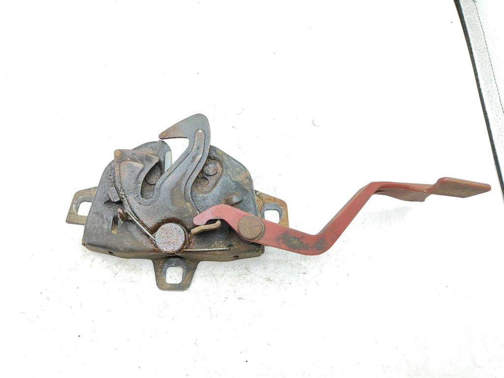 Alfa Romeo 156 JTD 2004 Front bonnet hood lock catch