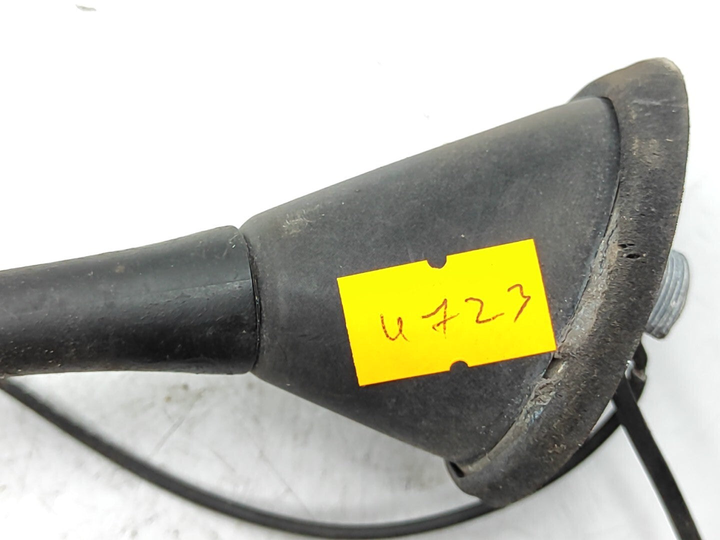 Alfa Romeo 147 1.6 77kW Twin Spark Petrol 2002 Roof Radio Antenna