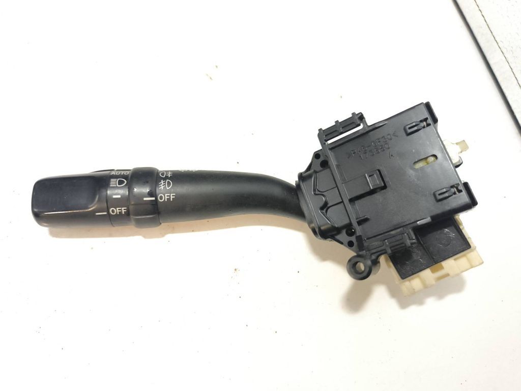 Toyota Avensis T250 2006 Turn signal indicator stalk 173650