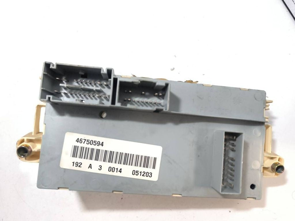 Fiat Stilo 2003 Fuse module 51711819