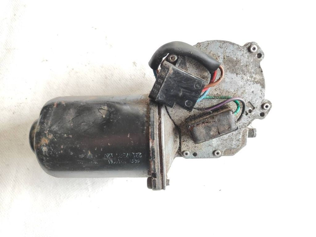 Volkswagen Golf IV 2000 LHD Front wiper motor 1J1955023A