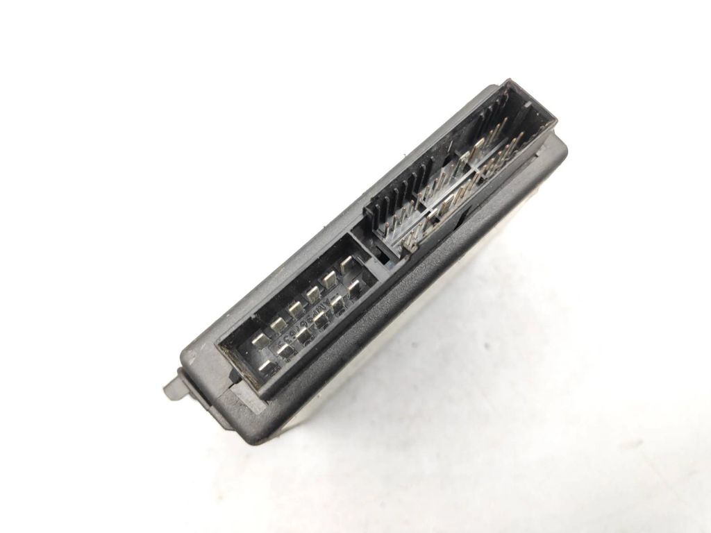 Opel Zafira A 2000 Comfort convenience body module 24437076