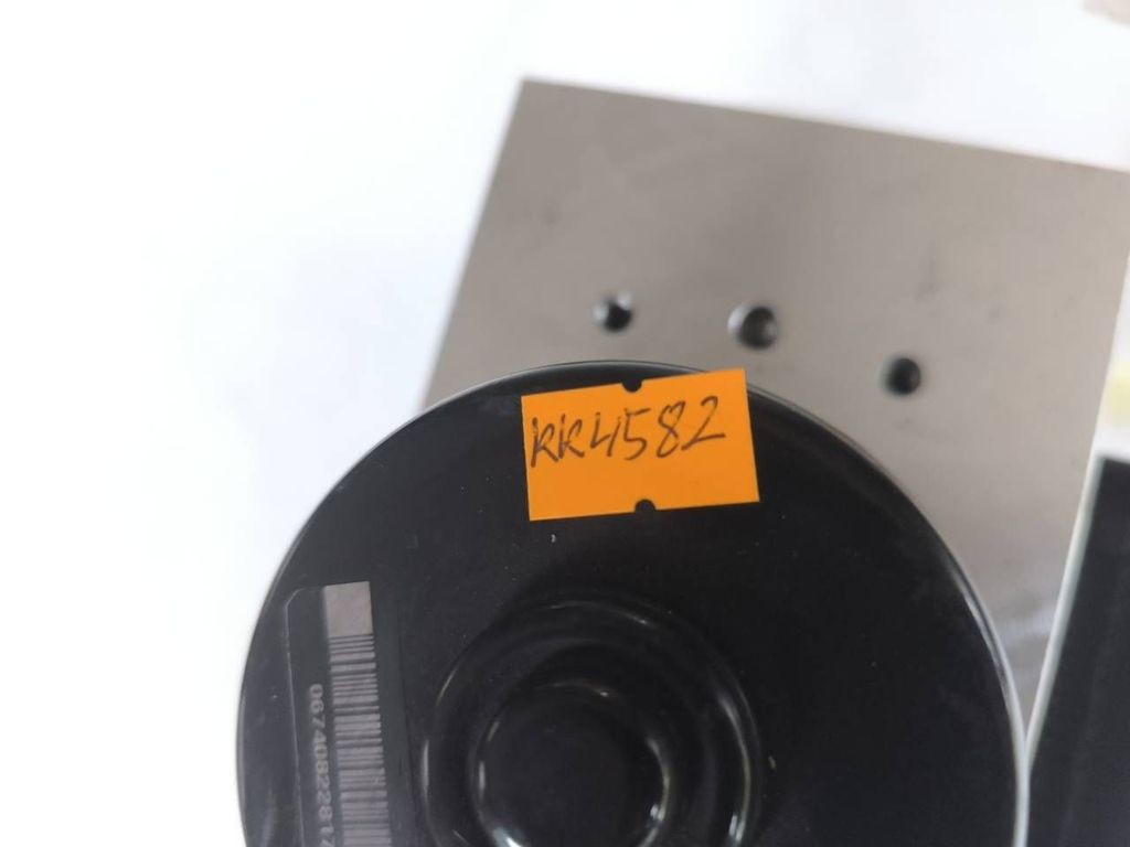 Mercedes-Benz C W203 2001 ABS Pump A0054317512