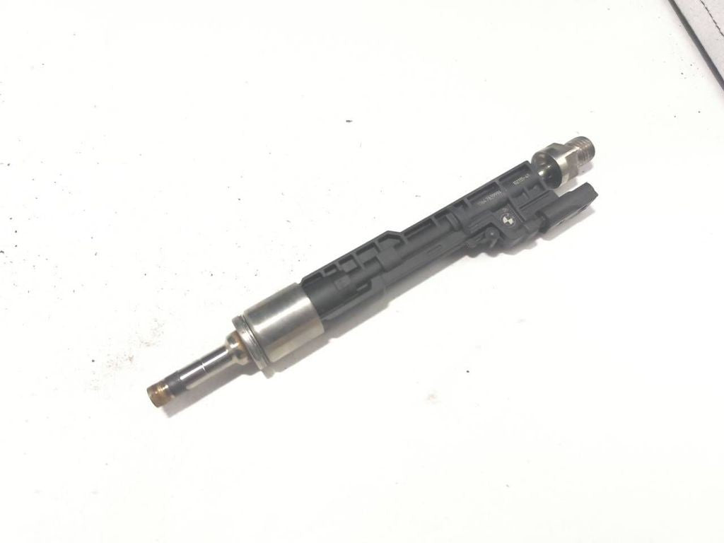 BMW M4 F82 F83 2016 S55 fuel injector 0261500533