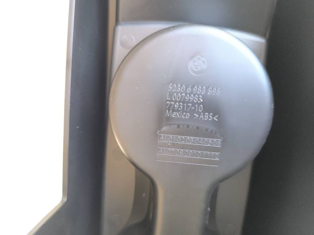 BMW X5 E70 2007 Rear cup holder 52306983898