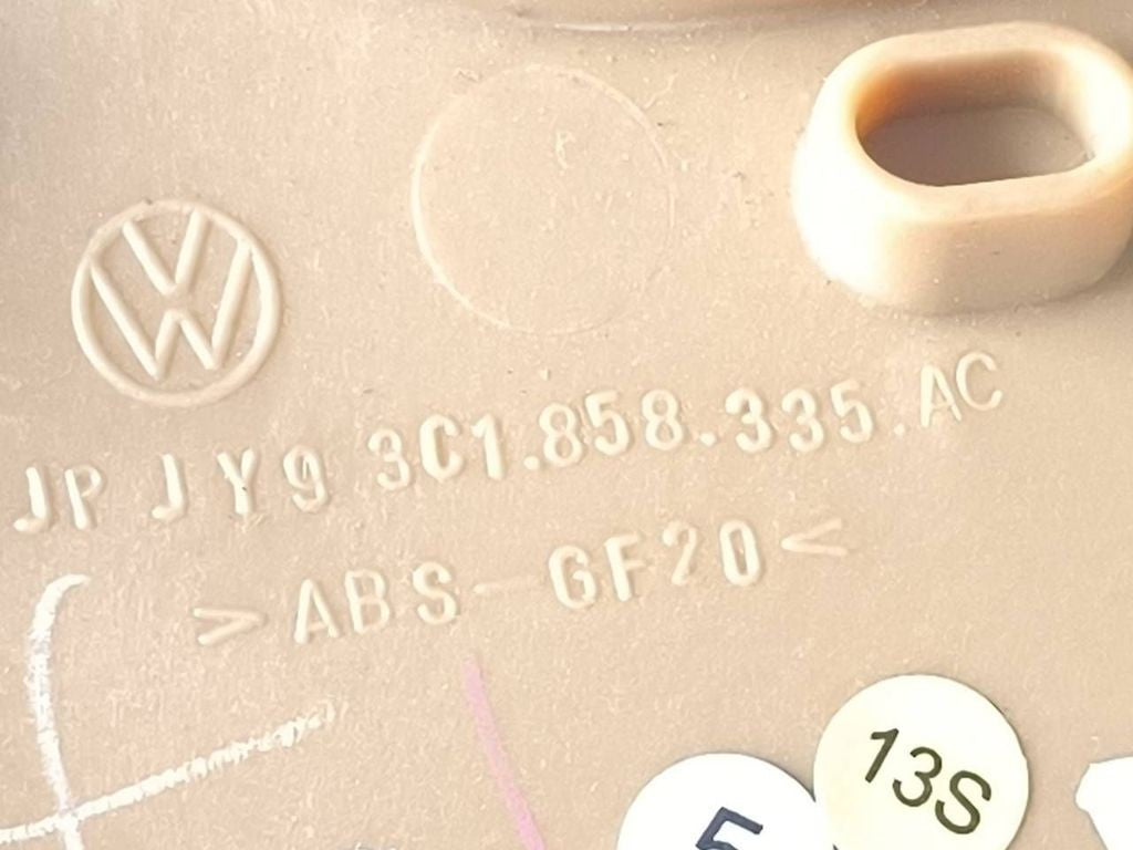 Volkswagen PASSAT B6 2007 LHD Panel dashboard trim 3C1858335AC