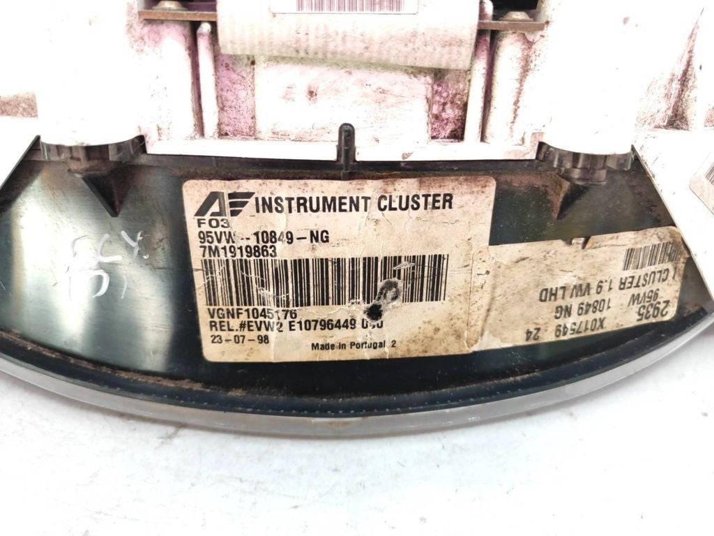 7M1919863 Volkswagen Sharan 2002 Diesel speedometer instrument cluster