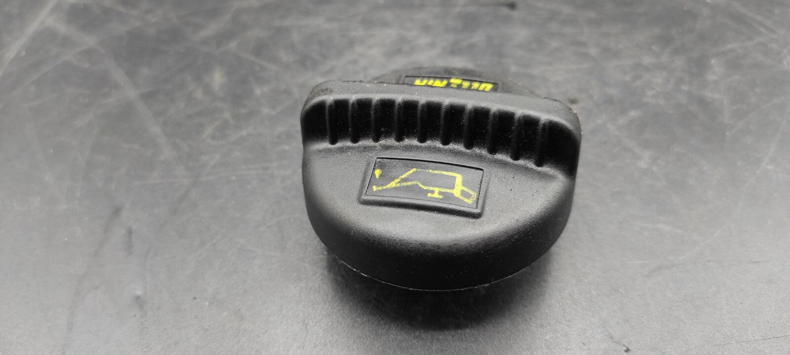 Alfa Romeo 147 1.9JTD 16V 103kW 2003 Diesel Engine Oil Filler Cap
