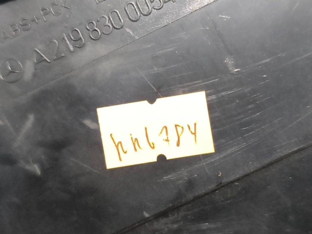 Mercedes-Benz CLS C219 2004 dash center air vent grill A2198300054