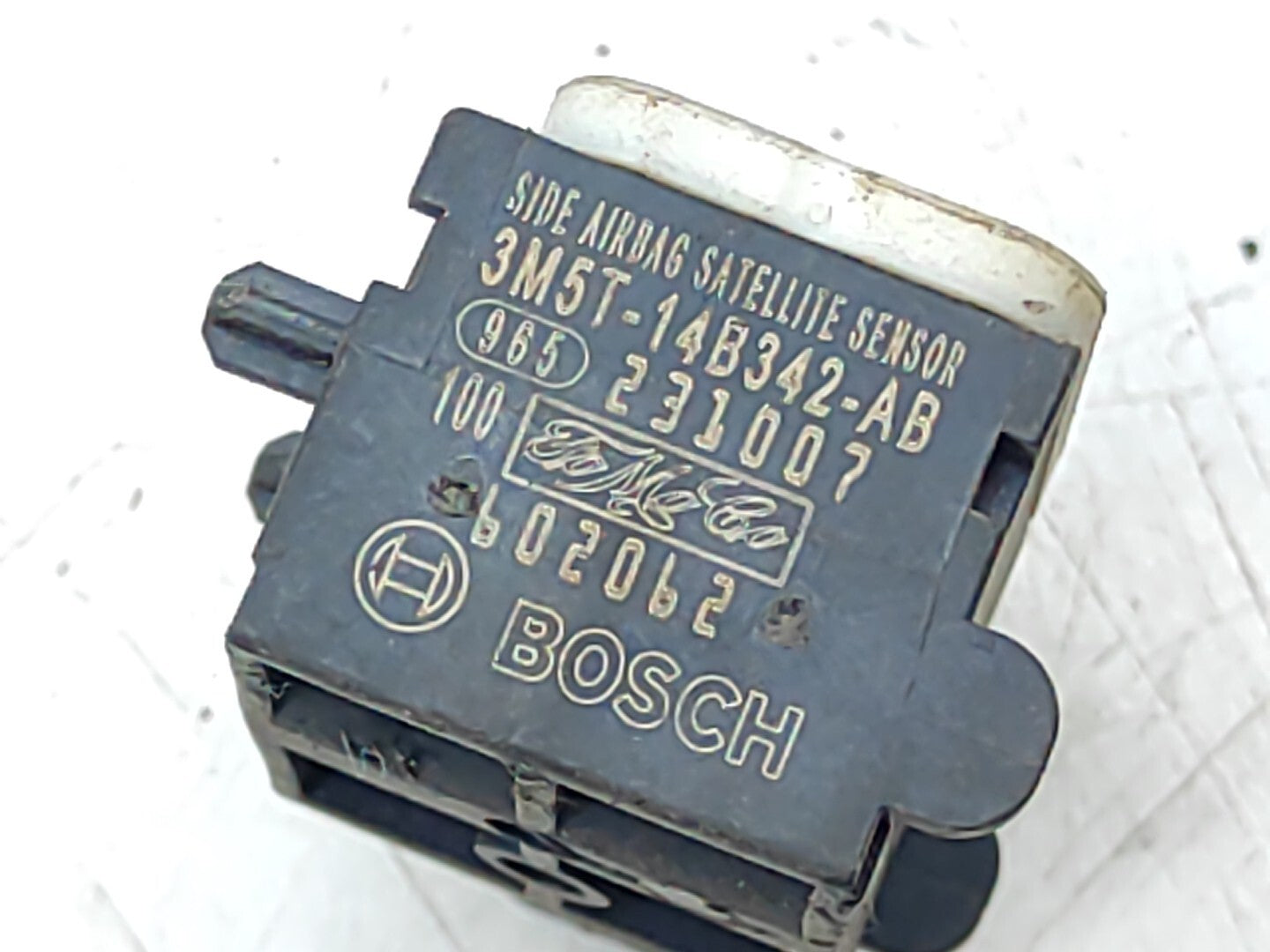 Land Rover Freelander LR2 Diesel 2010 Safety Crash Impact Sensor 3M5T14B342AB