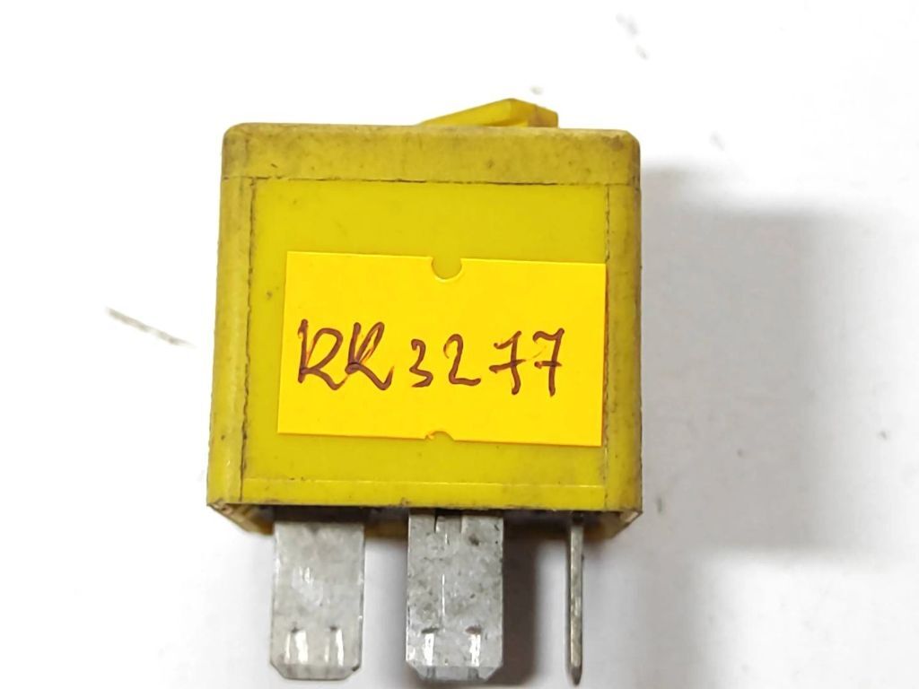 Ford Mondeo MK II 1997 Relay 95BG14N089B1B