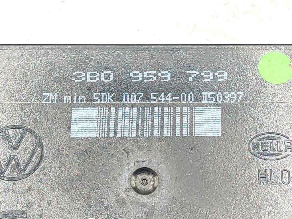 Volkswagen PASSAT B5 1998 Comfort convenience body module 3B0959799