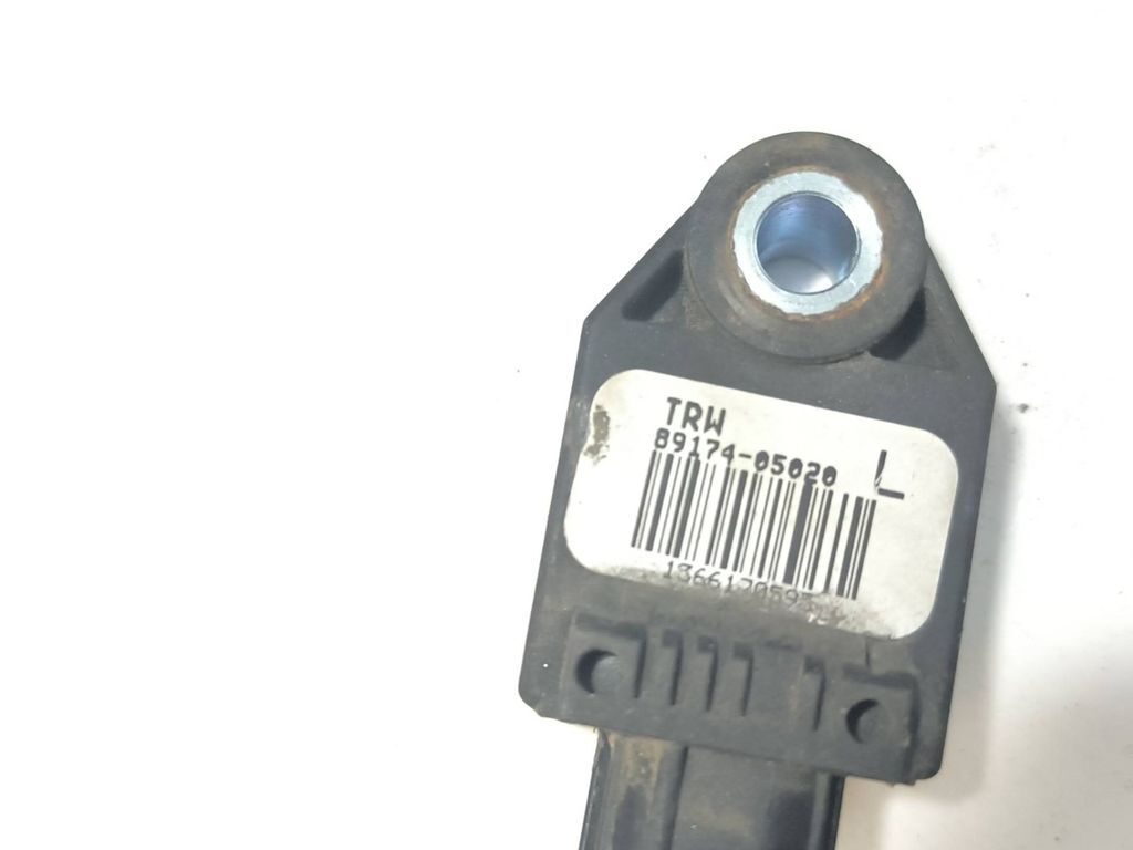 Toyota Avensis T250 2006 Deployment crash impact sensor 8917405020