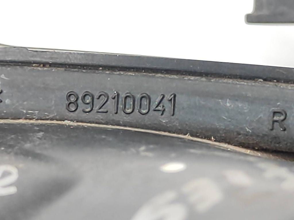 Ford Fiesta 2004 front bumper fog light grill 89202182