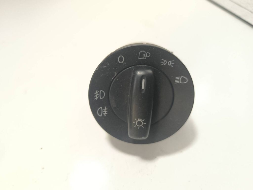 Volkswagen PASSAT B6 2008 Light switch 1K0941431N