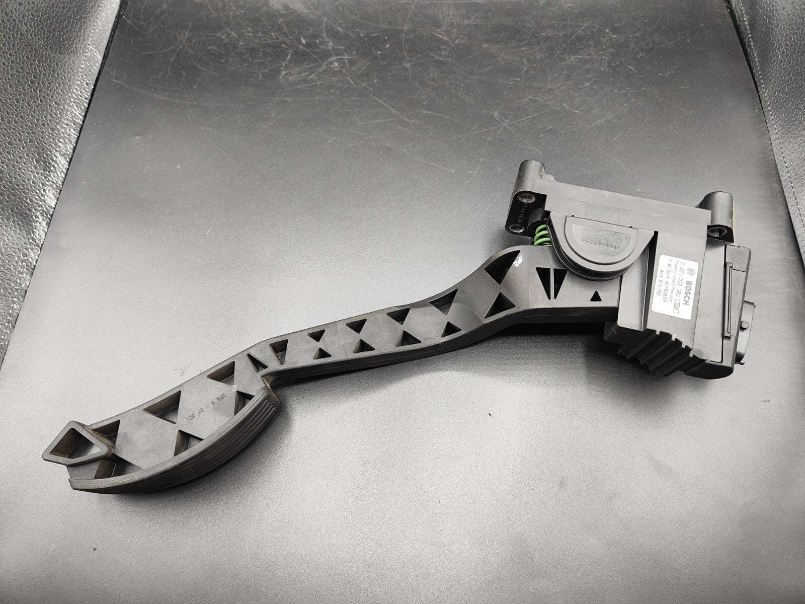 Alfa Romeo 147 GT 1.9JTD 16V 2004 LHD Throttle Gas Pedal 0281002380 46755863