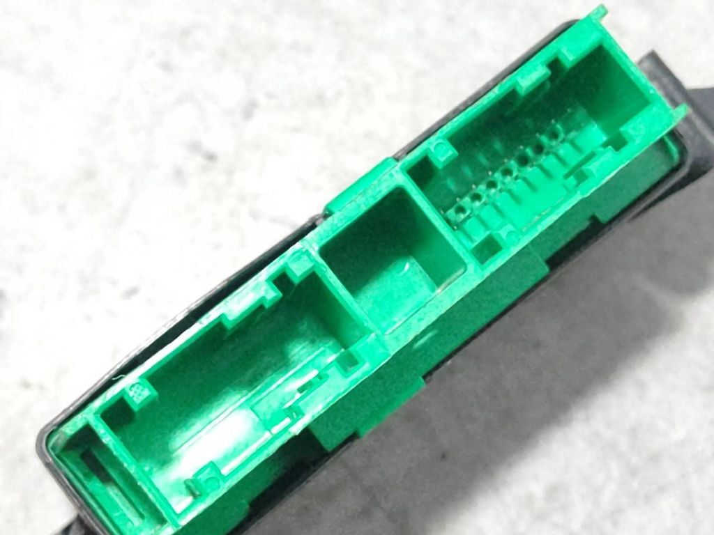 Peugeot 308 1.6HDI 2014 Parking PDC control unit module 0263004465