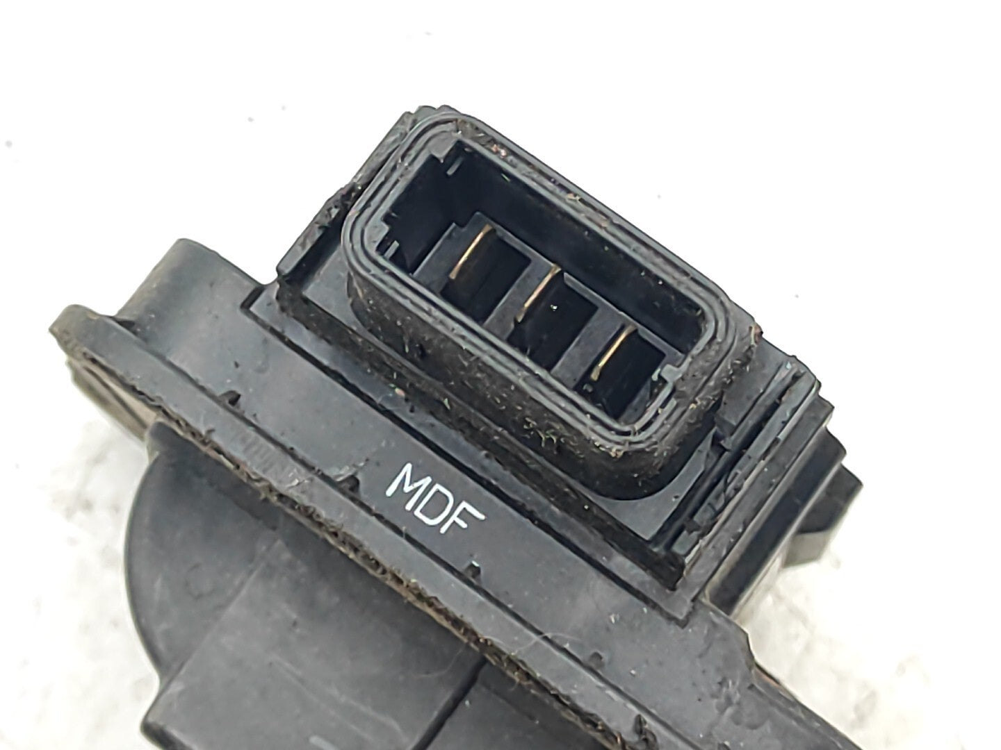 Audi A4 B5 1.8T Petrol Avant 2000 Engine Ignition Coil Module 058905105