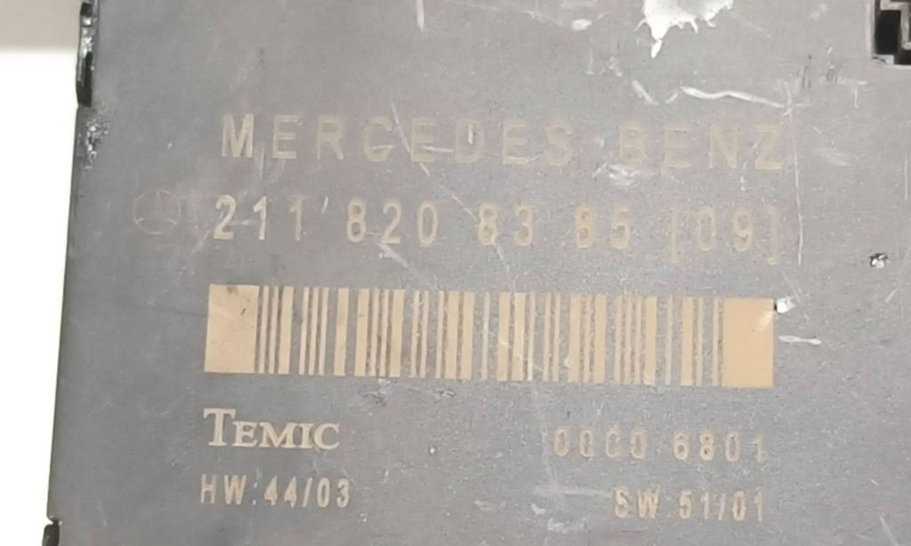Mercedes-Benz E W211 2004 door control unit module 2118208385