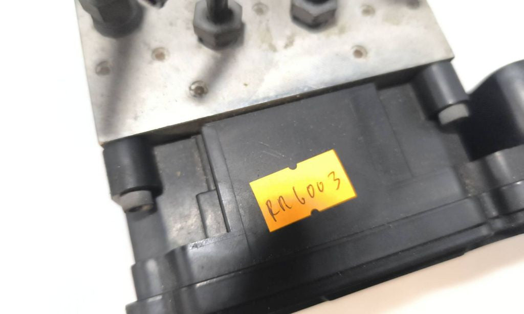 Mercedes-Benz C W204 2011 ABS Pump A2044316912