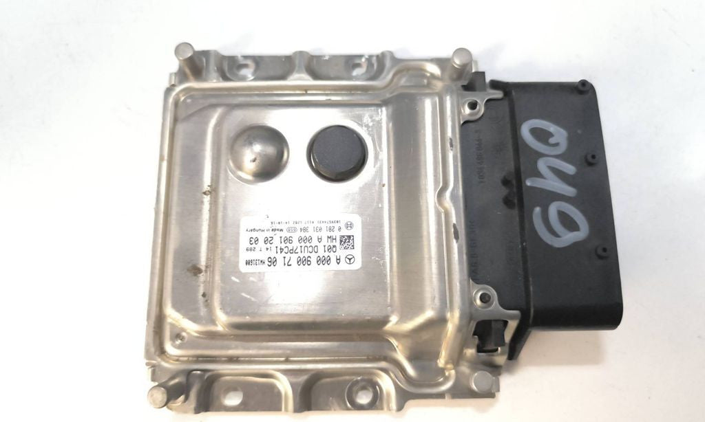 Mercedes-Benz CLS C218 Diesel Adblue control unit A0009007106