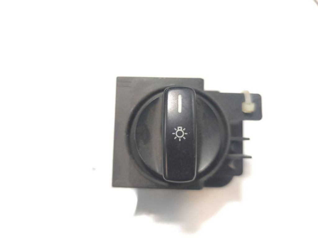 Mercedes-Benz A W169 2008 Light switch 1695451704