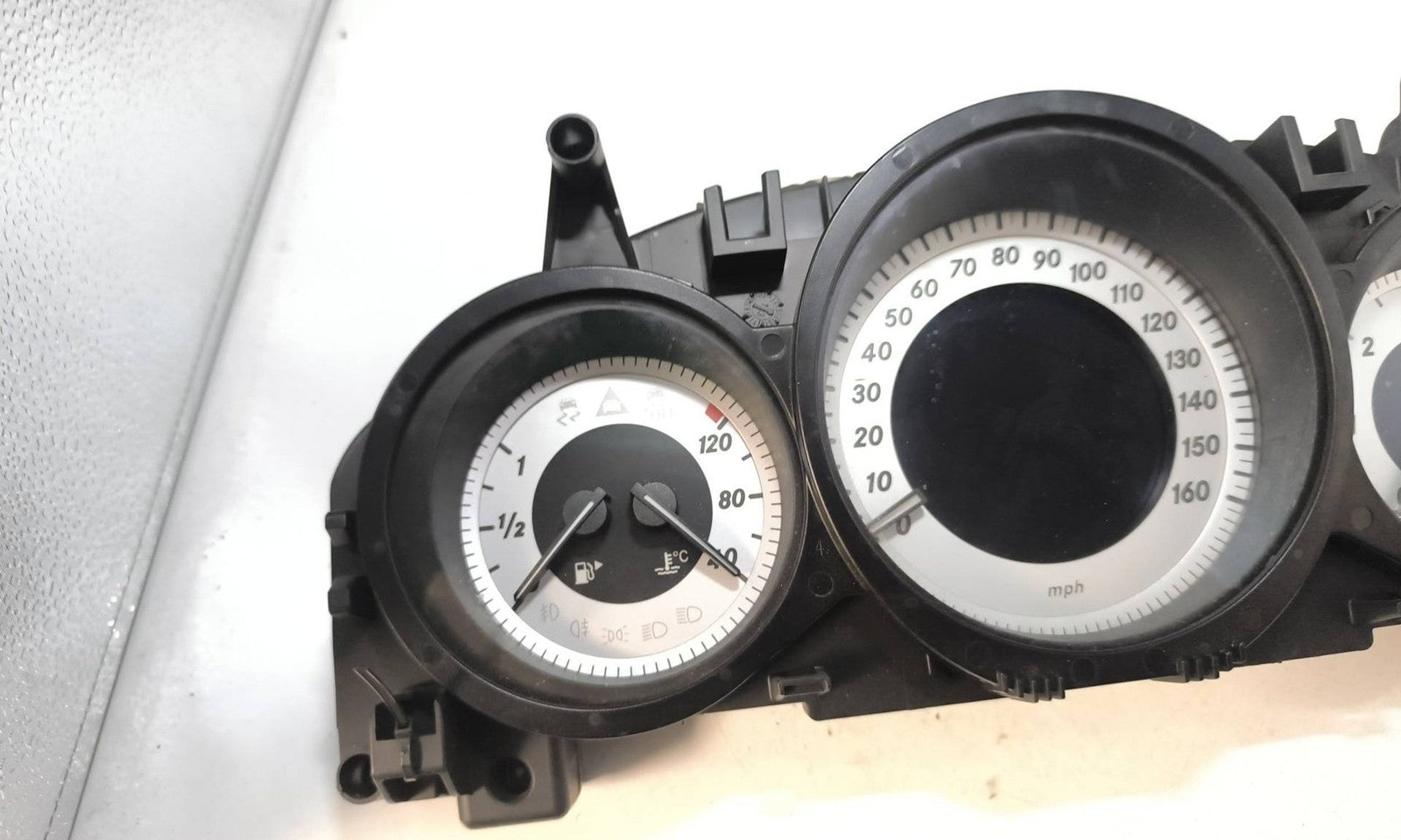 Mercedes-Benz C Class W204 2012 RHD speedometer instrument cluster A2049004909