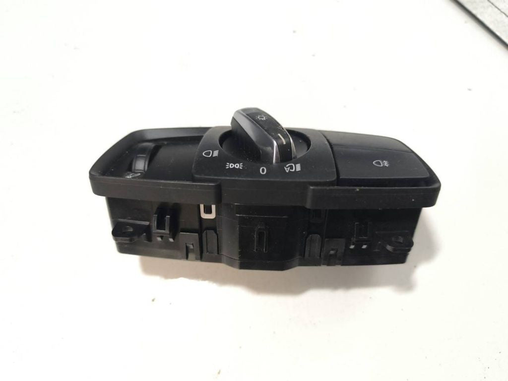 BMW 3 F30 F35 F31 2015 Light switch 9265297