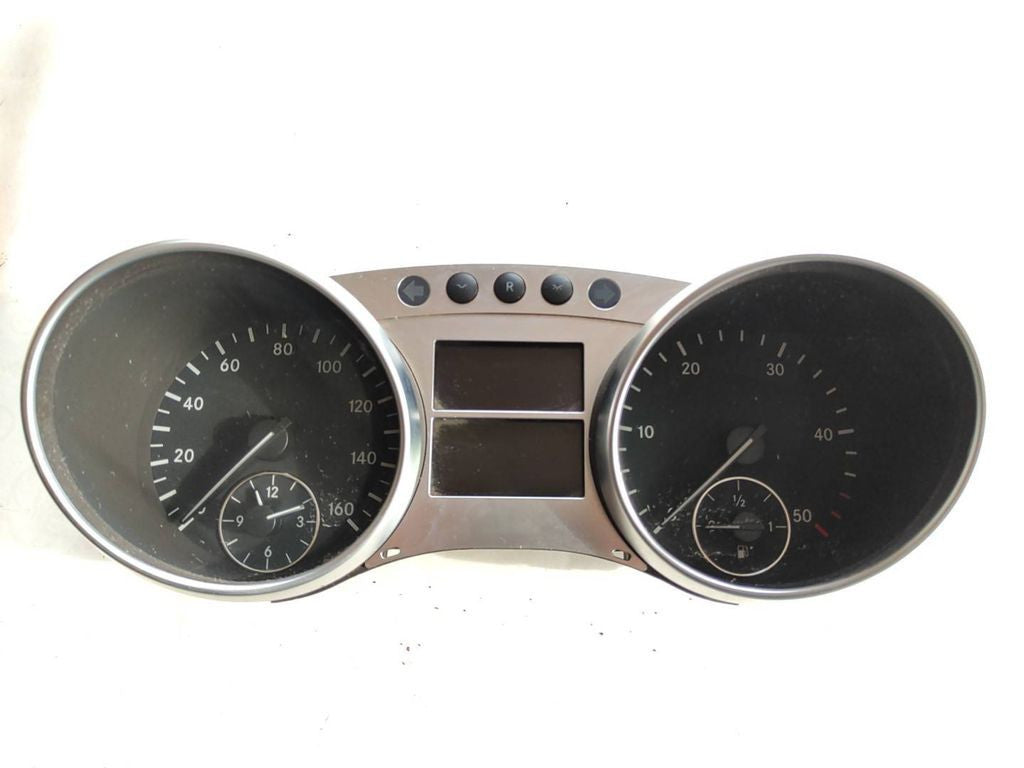 Mercedes-Benz R W251 2007 speedometer instrument cluster A2515400748
