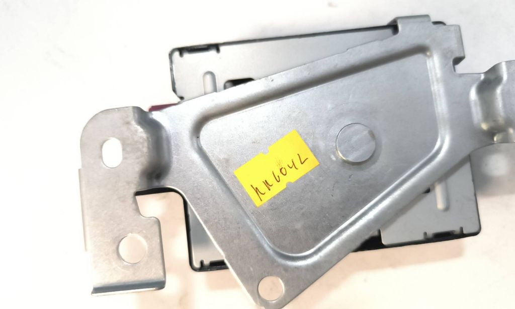 BMW 3 F30 F35 F31 2012 Aerial antenna amplifier 9325735