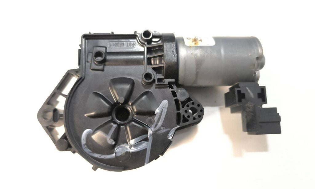 Mercedes-Benz W222 Sunroof electric motor actuator 0390200123