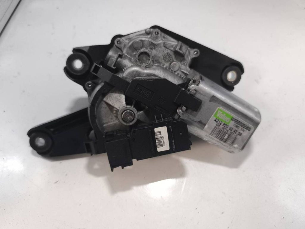Mercedes-Benz E W212 2010 Rear wiper motor W000005085