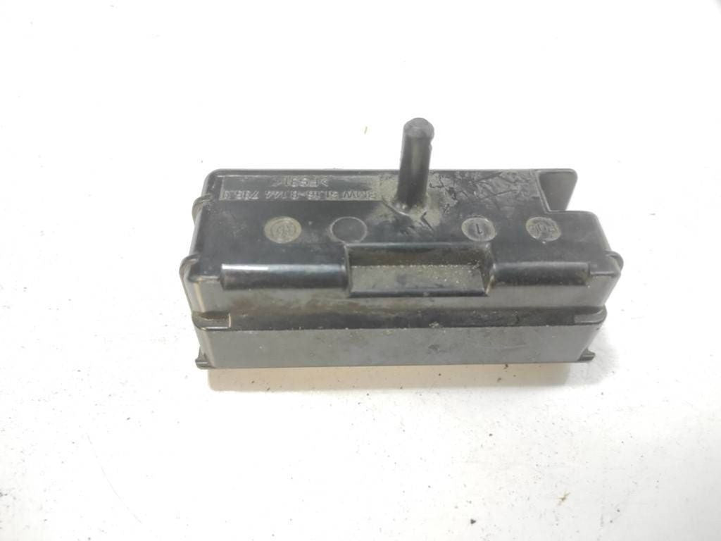 BMW 3 E36 1996 front ashtray insert 8144795