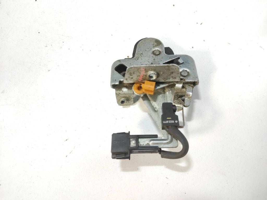 Saab 9-5 2.0T 110kW Petrol 2000 Tailgate trunk boot lock catch latch 10226771