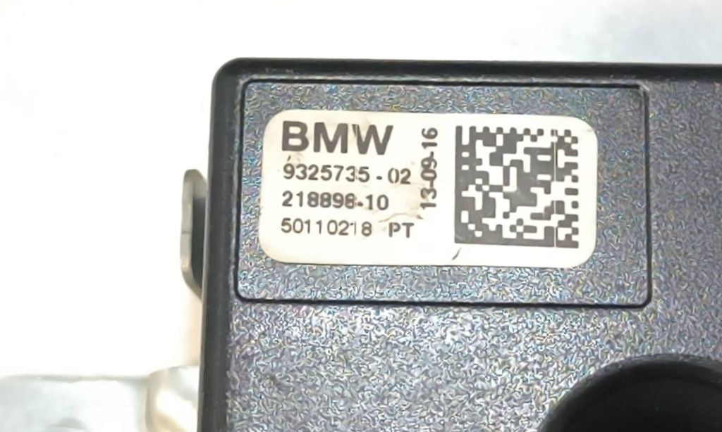BMW 3 F30 F35 F31 2012 Aerial antenna amplifier 9325735