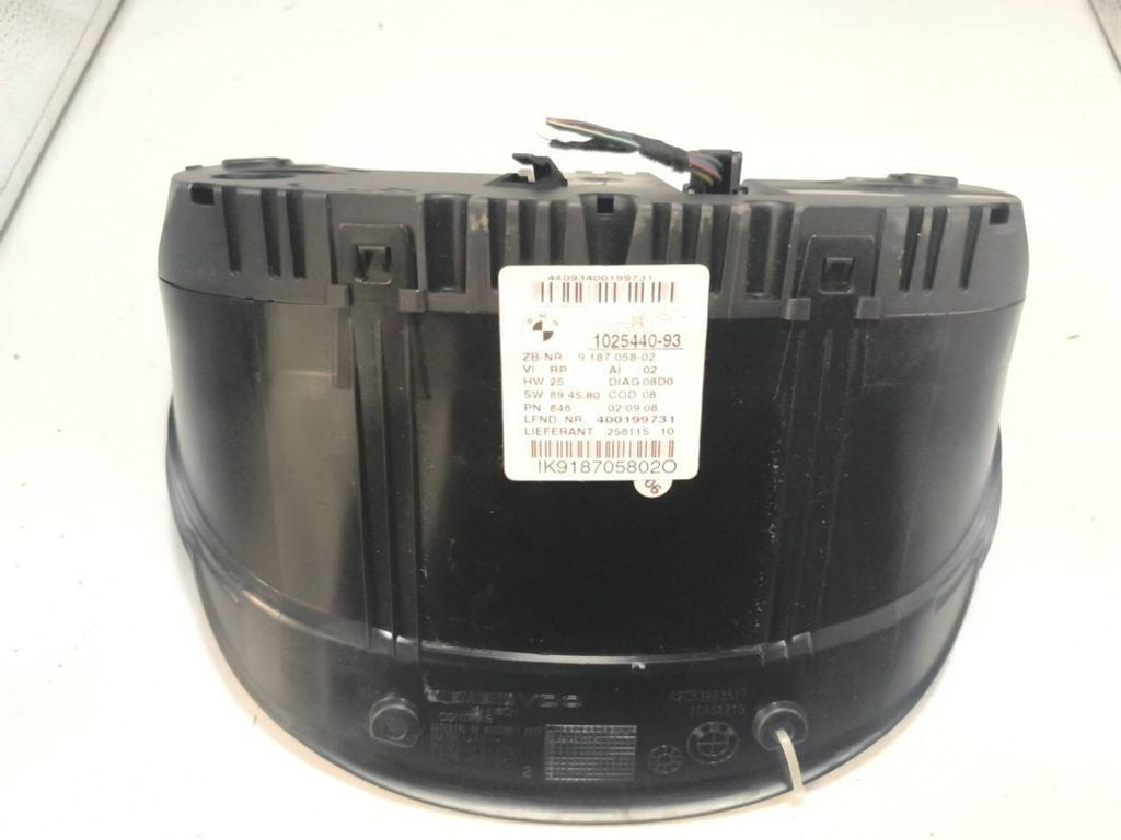 BMW 3 E90 E91 2008 Petrol speedometer instrument cluster 9187058