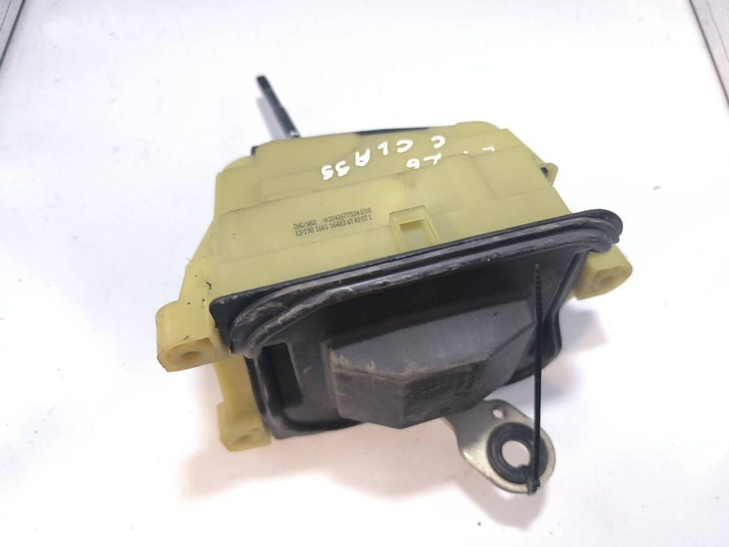 Mercedes-Benz C W204 2011 gear selector shifter A2042677524