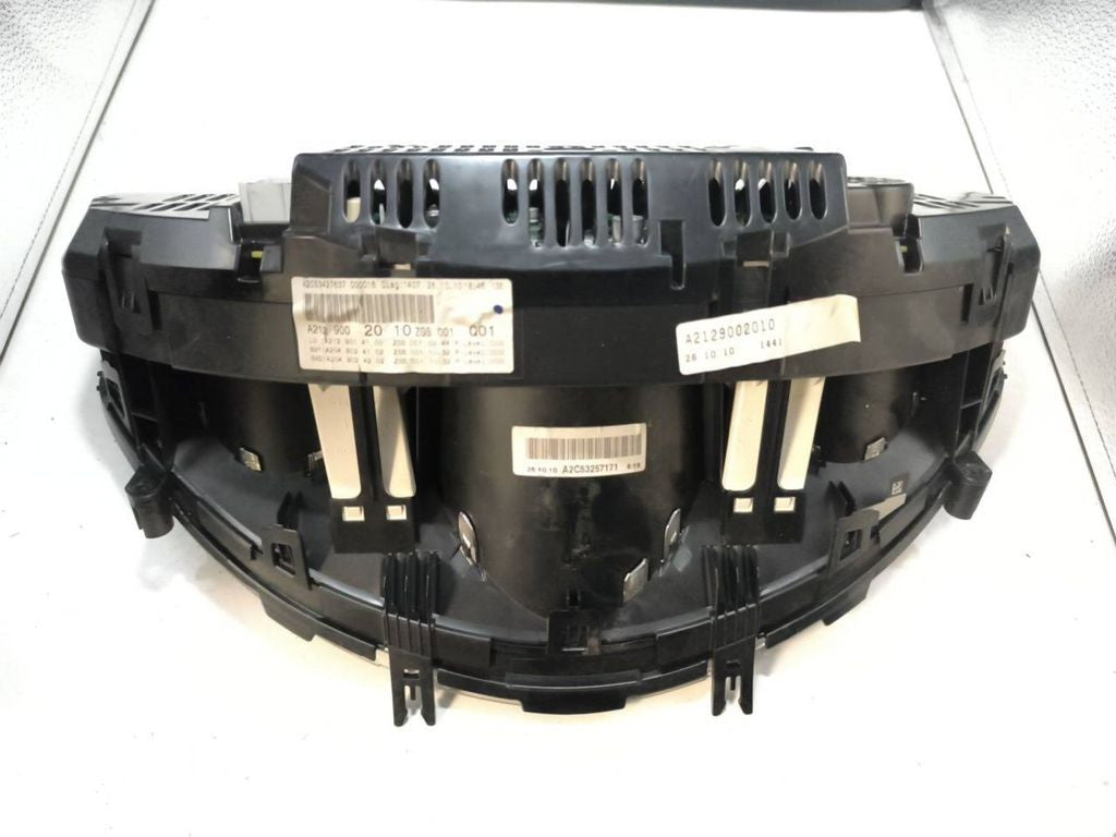 Mercedes-Benz E W212 2011 speedometer instrument cluster A2129002010