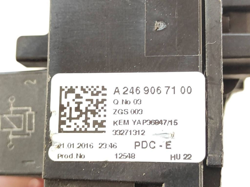 Mercedes-Benz B W246 W242 2013 Fuse module A2469067100