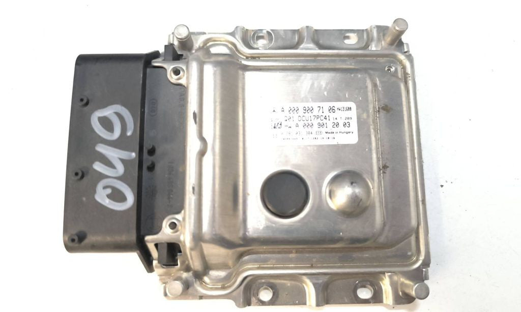 Mercedes-Benz CLS C218 Diesel Adblue control unit A0009007106