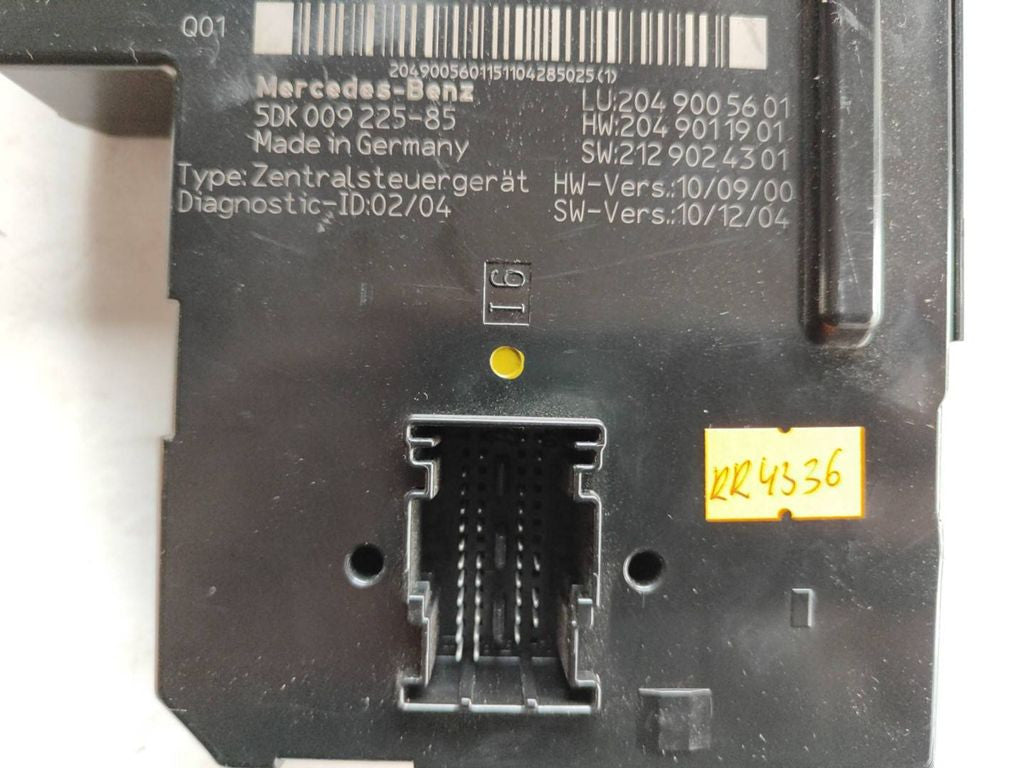 Mercedes-Benz C W204 2012 Diesel SAM control unit 2049005601