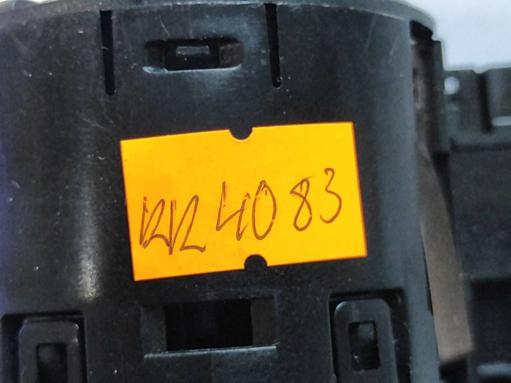 Mercedes-Benz E W212 2011 Light switch A2129055001