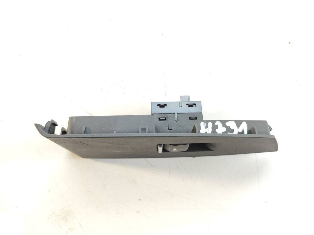 BMW 5 F10 F11 2015 RHD Electric window control switch 9241949