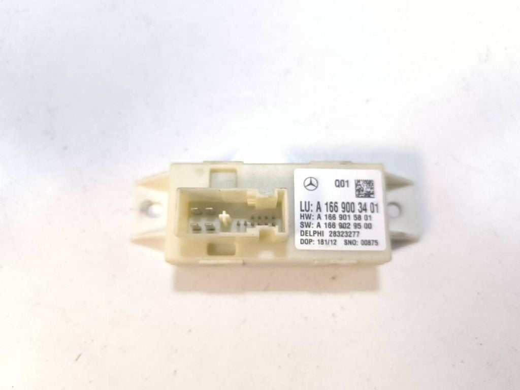 Mercedes-Benz C W204 2011 Light control module unit A1669003401