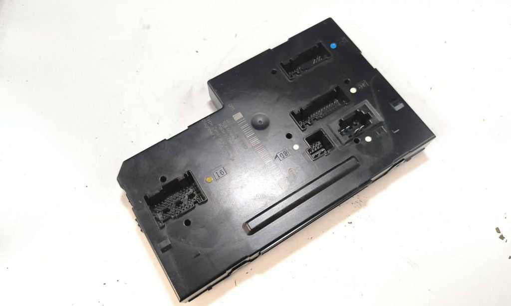 Mercedes-Benz E W212 2011 Diesel SAM control unit 2129012304