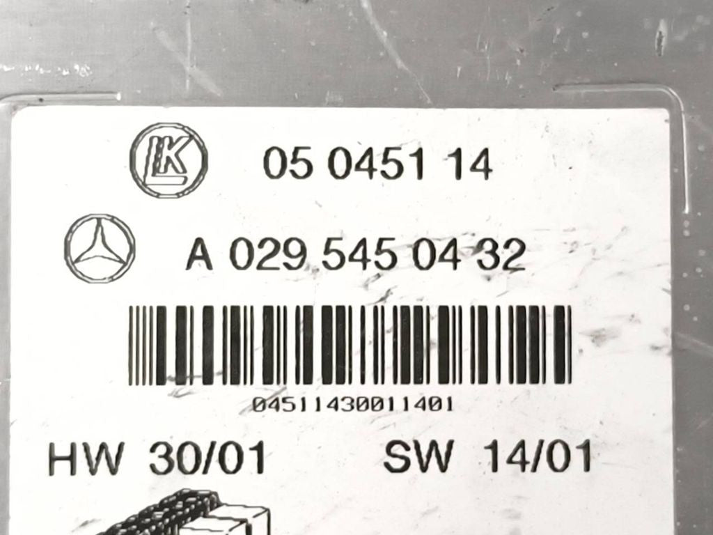 Mercedes-Benz S W220 2002 Fuse module A0295450432