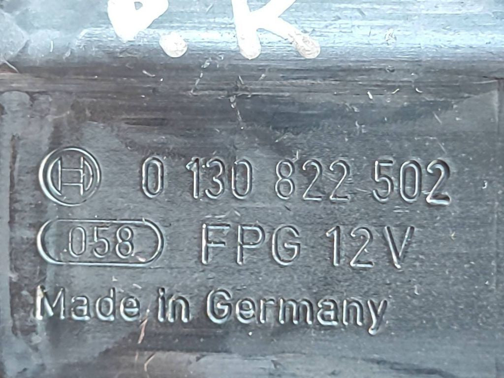 Mercedes-Benz C W204 2010 front right window regulator motor A2048200242