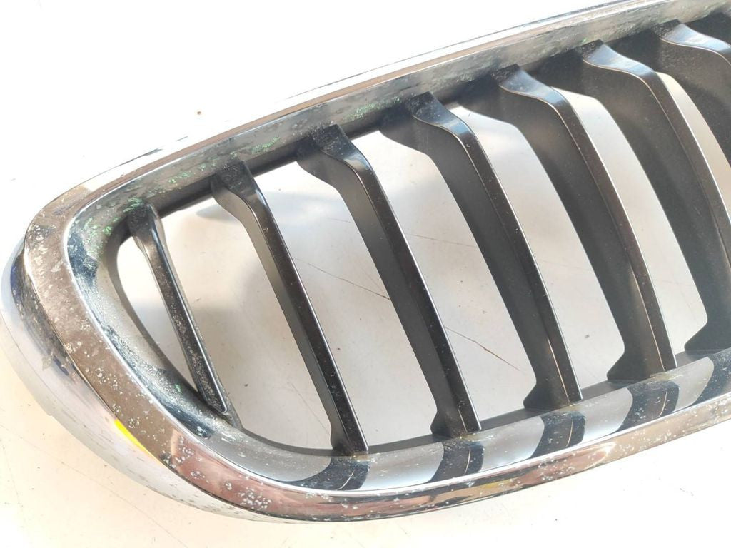 BMW 4 F32 F33 2015 Front right grill 7294818