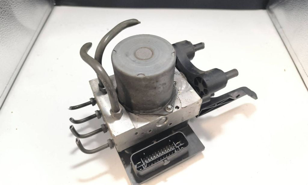 Mercedes-Benz E W212 2012 ABS Pump 0265236464